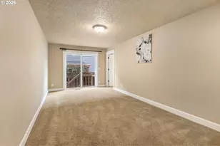 3796 Illahe Hill Rd S, Salem, OR 97302 - Photo 11