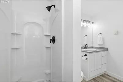 835 Bobolink Ave, Eugene, OR 97404 - Photo 23