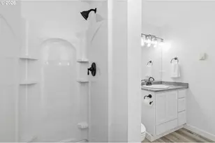 835 Bobolink Ave, Eugene, OR 97404 - Photo 23