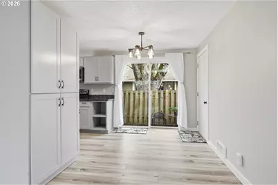 835 Bobolink Ave, Eugene, OR 97404 - Photo 9