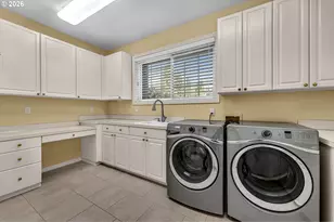 11494 NW Blackhawk Dr, Portland, OR 97229 - Photo 35