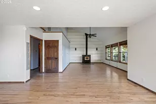 3955 Sunset Hills Dr, Turner, OR 97392 - Photo 13