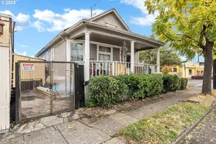 1736 SE 7th Ave, Portland, OR 97214 - Photo 3