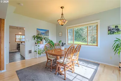 725 Aspen Ave, La Center, WA 98629 - Photo 13