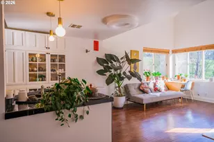 6605 W Burnside St, Portland, OR 97210 - Photo 9