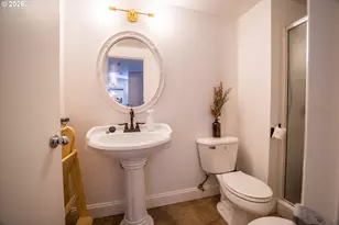 6605 W Burnside St, Portland, OR 97210 - Photo 19