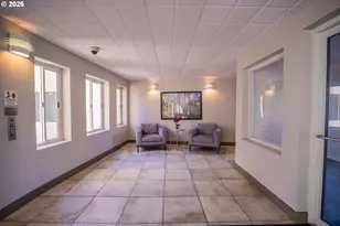 6605 W Burnside St, Portland, OR 97210 - Photo 37