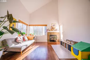 6605 W Burnside St, Portland, OR 97210 - Photo 5