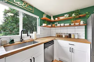 2210 Roosevelt Blvd, Eugene, OR 97402 - Photo 9