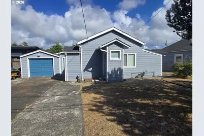 425 S Lincoln St, Seaside, OR 97138 - Photo 1