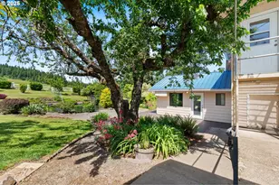 31762 Nichols Ln, Cottage Grove, OR 97424 - Photo 9