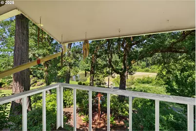 31762 Nichols Ln, Cottage Grove, OR 97424 - Photo 25