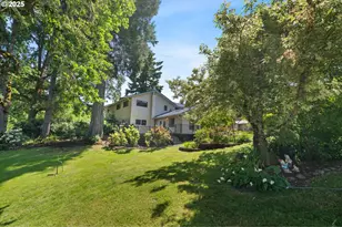 31762 Nichols Ln, Cottage Grove, OR 97424 - Photo 5