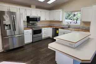 36451 S Sawtell Rd, Molalla, OR 97038 - Photo 5