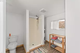 157 NE Spencer Ct, Roseburg, OR 97470 - Photo 37