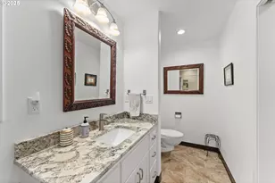 157 NE Spencer Ct, Roseburg, OR 97470 - Photo 23