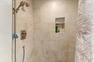 157 NE Spencer Ct, Roseburg, OR 97470 - Photo 25