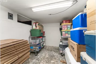 157 NE Spencer Ct, Roseburg, OR 97470 - Photo 29