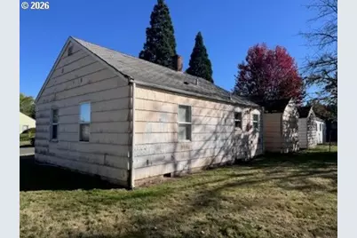 1807 NE Walnut Ave, Wood Village, OR 97060 - Photo 3