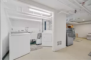 507 NE Davis St, McMinnville, OR 97128 - Photo 41