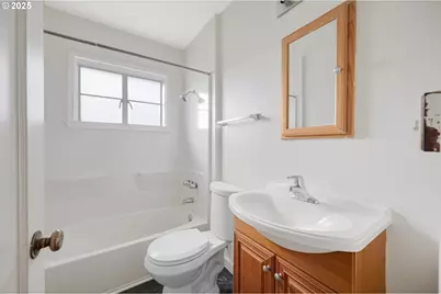 507 NE Davis St, McMinnville, OR 97128 - Photo 29