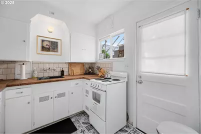 507 NE Davis St, McMinnville, OR 97128 - Photo 19