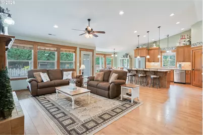 701 Ph 10, Castle Rock, WA 98611 - Photo 7