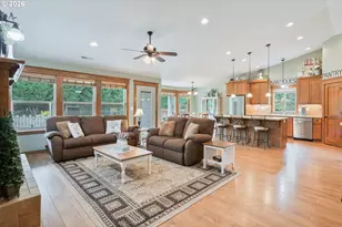 701 Ph 10, Castle Rock, WA 98611 - Photo 7