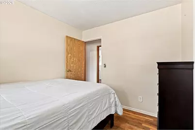 917 SE 168th Ave, Portland, OR 97233 - Photo 11