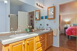 310 Pitney Ln, Junction City, OR 97448 - Photo 25