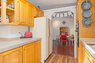 310 Pitney Ln, Junction City, OR 97448 - Photo 13