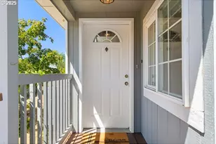 310 Pitney Ln, Junction City, OR 97448 - Photo 3