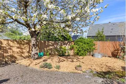 7236 N Fenwick Ave, Portland, OR 97217 - Photo 35