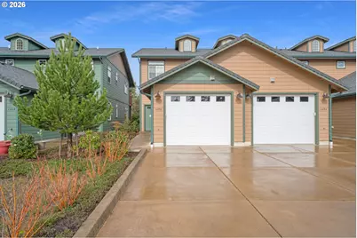 1690 32nd St, Florence, OR 97439 - Photo 1