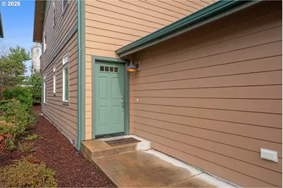 1690 32nd St, Florence, OR 97439 - Photo 3