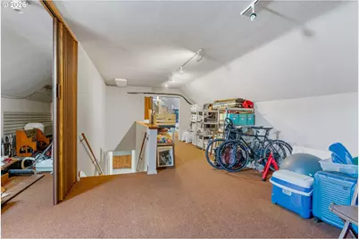 1270 N Main Ave, White Salmon, WA 98672 - Photo 37