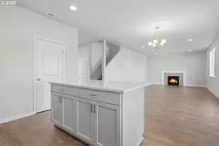 528 E Wilson St, Carlton, OR 97111 - Photo 3
