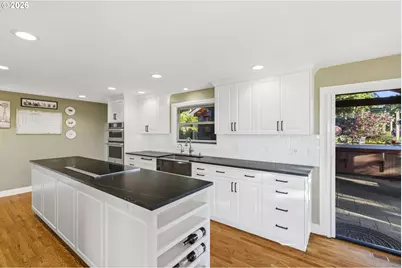 6840 Burnett St, Salem, OR 97317 - Photo 11