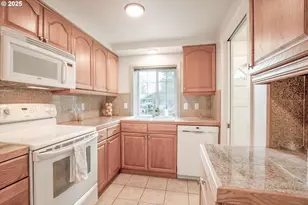 2329 Willona Park, Eugene, OR 97408 - Photo 9