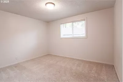 2329 Willona Park, Eugene, OR 97408 - Photo 13