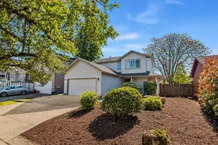 125 W Fairfield St, Gladstone, OR 97027 - Photo 1