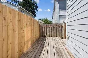 2605 SE 105th Ave, Portland, OR 97266 - Photo 23