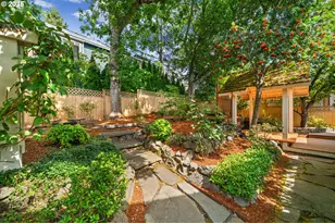 6827 SW Windemere Loop, Portland, OR 97225 - Photo 43