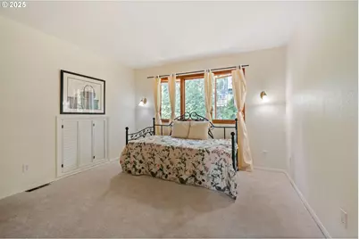 6827 SW Windemere Loop, Portland, OR 97225 - Photo 35