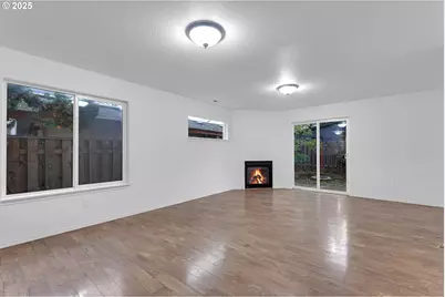 8115 SE Lambert St, Portland, OR 97206 - Photo 5