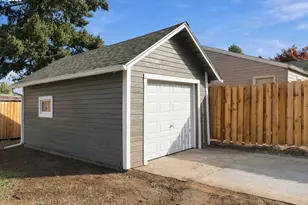 1206 NE 77th Ave, Portland, OR 97213 - Photo 19