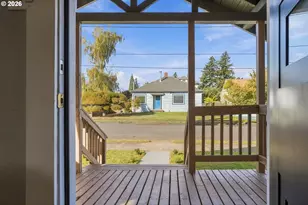 1206 NE 77th Ave, Portland, OR 97213 - Photo 3