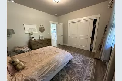 946 S Calapooia St, Sutherlin, OR 97479 - Photo 15