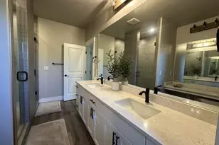 946 S Calapooia St, Sutherlin, OR 97479 - Photo 19