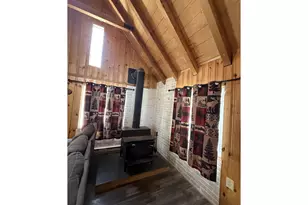 124357 Adell Ct, Crescent Lake, OR 97733 - Photo 13